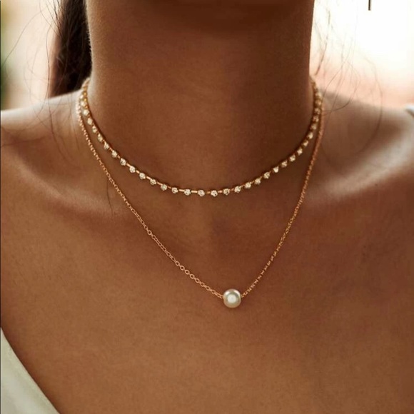 • Lark • Pearl Pendant + Rhinestone Choker Set - Picture 2 of 3